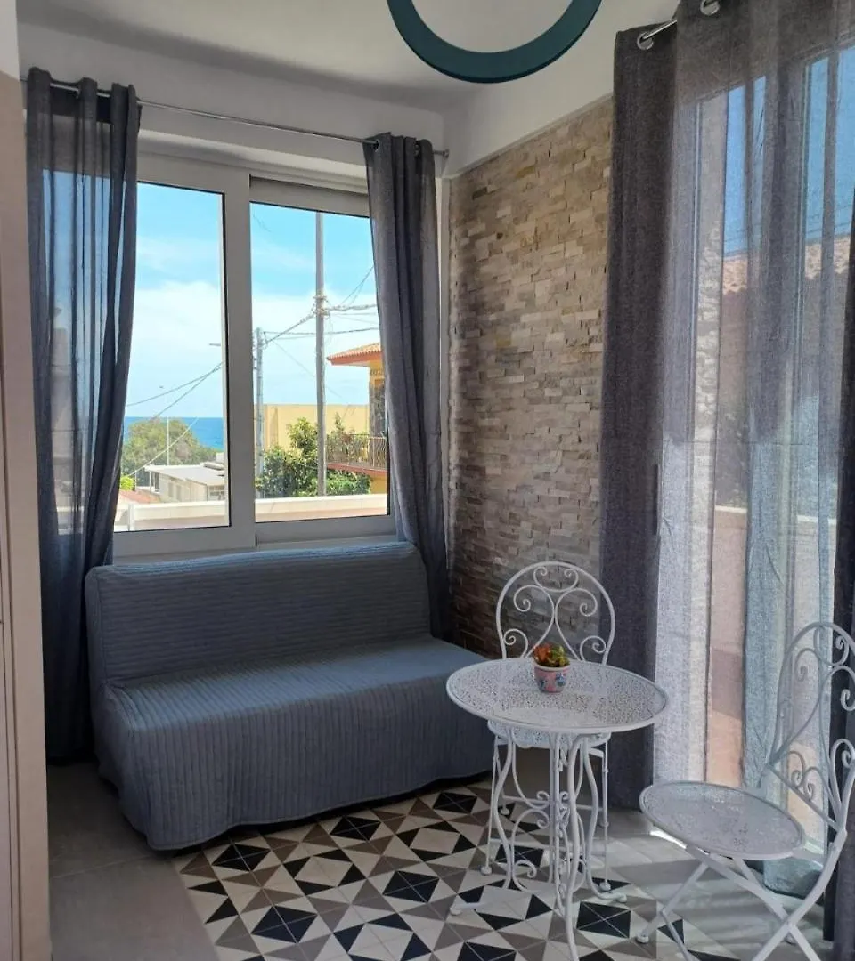 Holiday home Casa Salmar 40 Meters From The Sandy Beach With Wifi Avola Italy