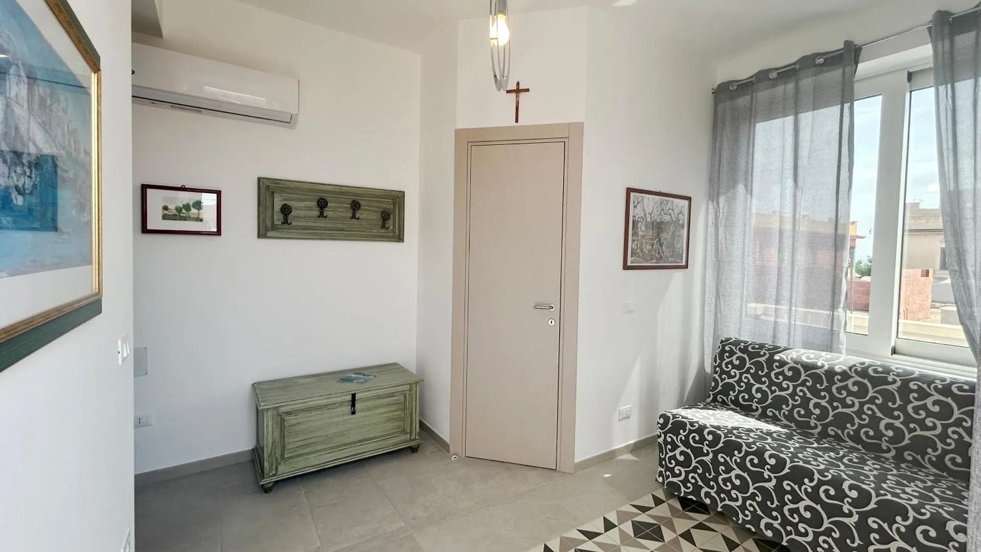 Holiday home Casa Salmar 40 Meters From The Sandy Beach With Wifi Avola